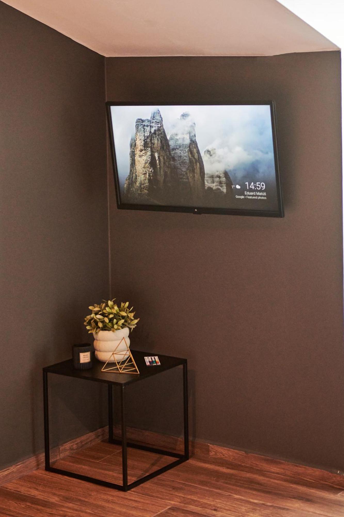 The Skyline Suite Florina Dış mekan fotoğraf